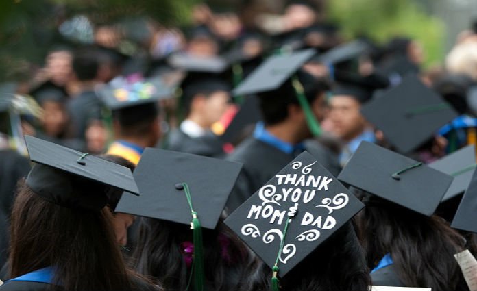 Graduate to Gold: Keepsake Gifts for the Class of 2015