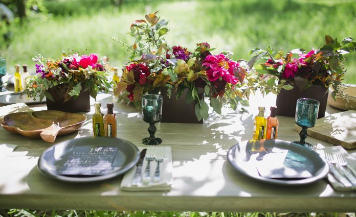 How to Accessorize for a Summer Party