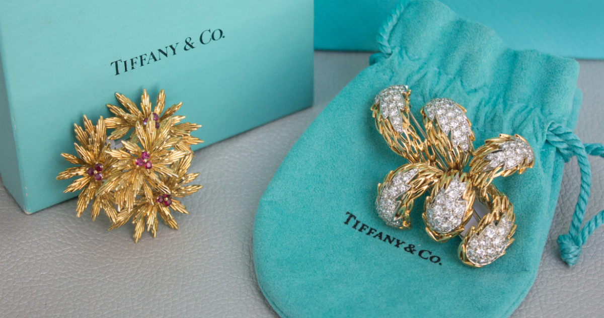 Tiffany & Co. Brooches on Tiffany & Co. Jewelry Bags and Box