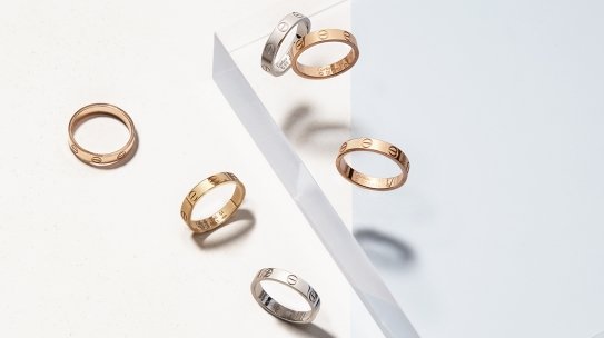 3 Myths About Yellow and White Gold