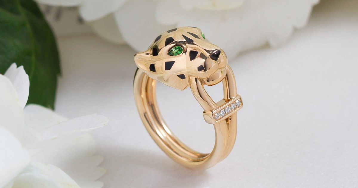 cartier diamond lion ring