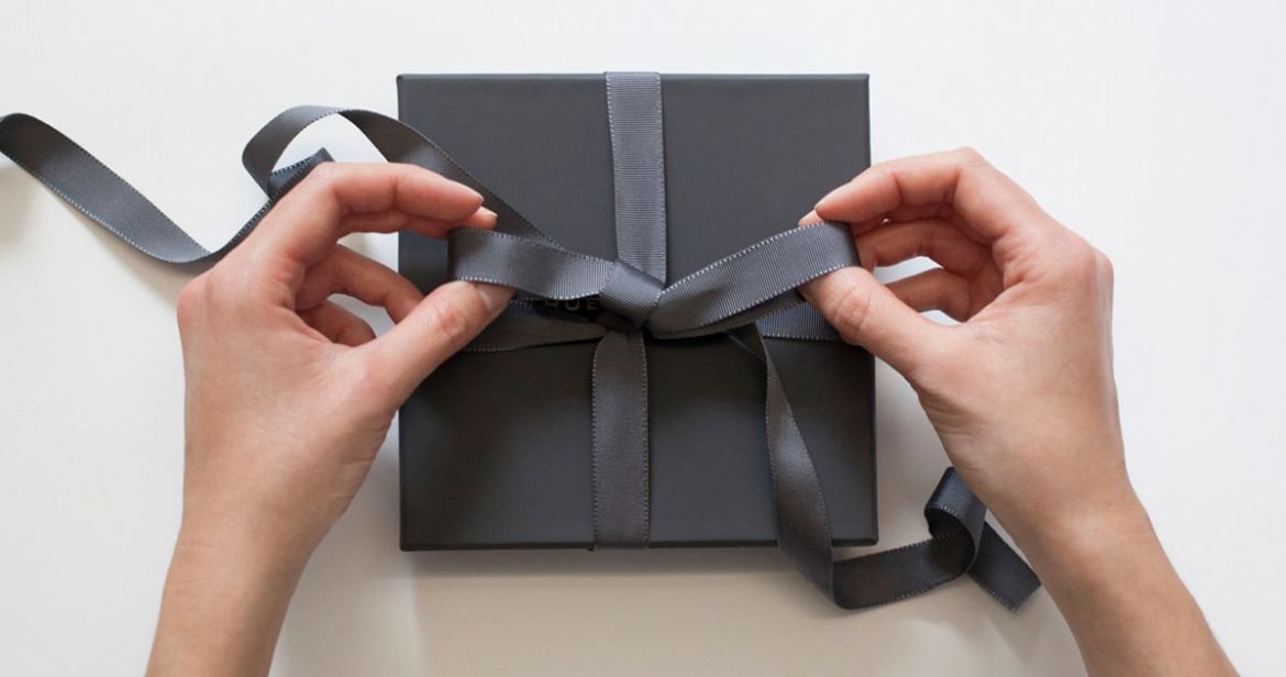 How to Wrap a Jewelry Box Better than Tiffany’s