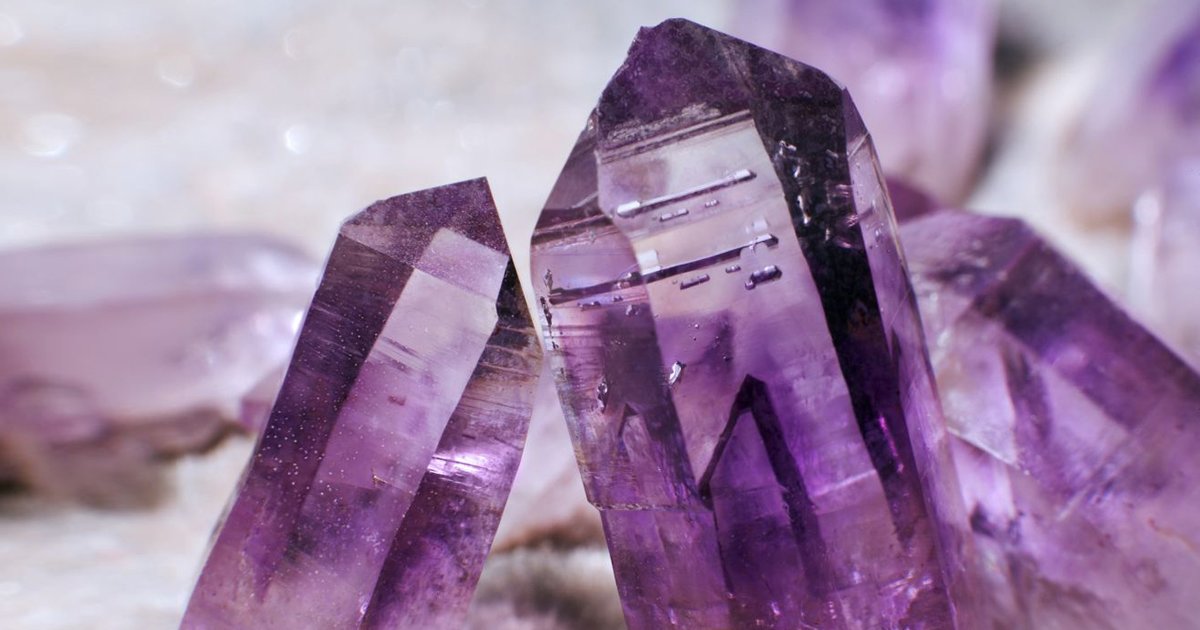 deep amethyst gemstone meaning