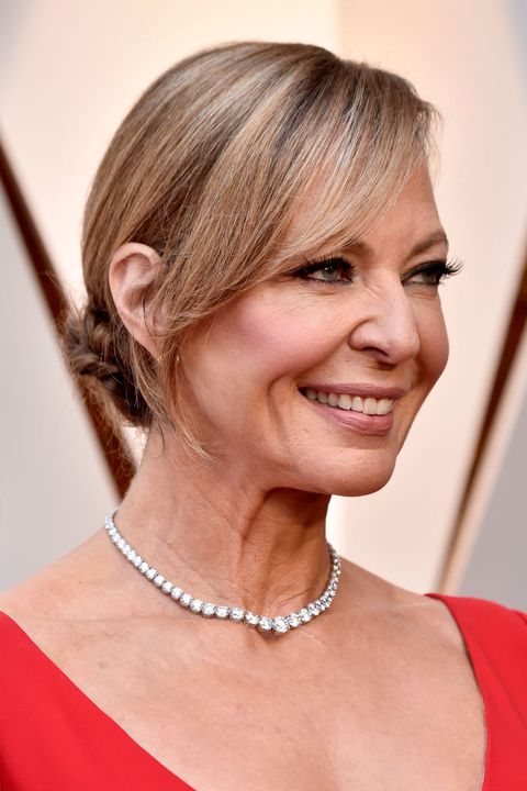 allison-janney-necklace-1520213604