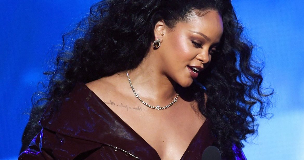 10 Best Celebrity Le Vian Red Carpet Looks