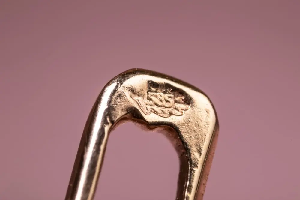 What Does 585 Mean on Jewelry? A Deep Dive Into Gold Purity -