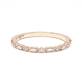 True Round and Baguette Cut Diamond Ring