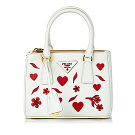 Prada Saffiano Galleria Heart Double Zip Handbag