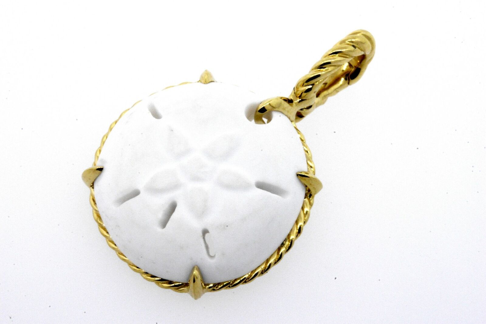 David Yurman Pendant Sand Dollar Amulet 18k Yellow Gold White Agate 725 David Yurman Buy at TrueFacet
