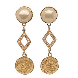 CHANEL - Vintage 1970s Faux Pearl Medallion CC 'CHANEL' Clip-On Earrings