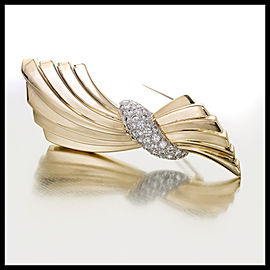 Van Cleef & Arpels 1.60 Carat Diamond Swirl Gold Brooch