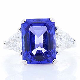 6.27 Carat Emerald Cut Tanzanite and Trillion Diamond Cocktail White Gold Ring