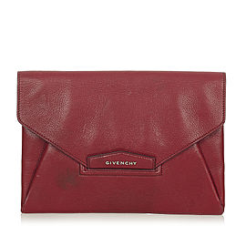 Medium Antigona Envelope Clutch Bag