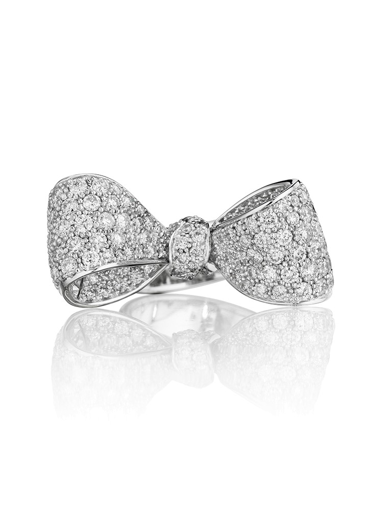 18K Gold Medium Diamond Ring
