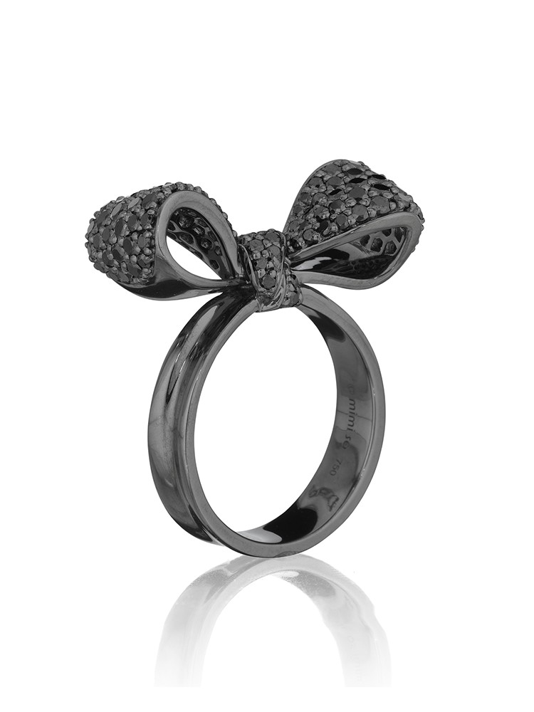 18K Gold Small Bow Diamond Ring