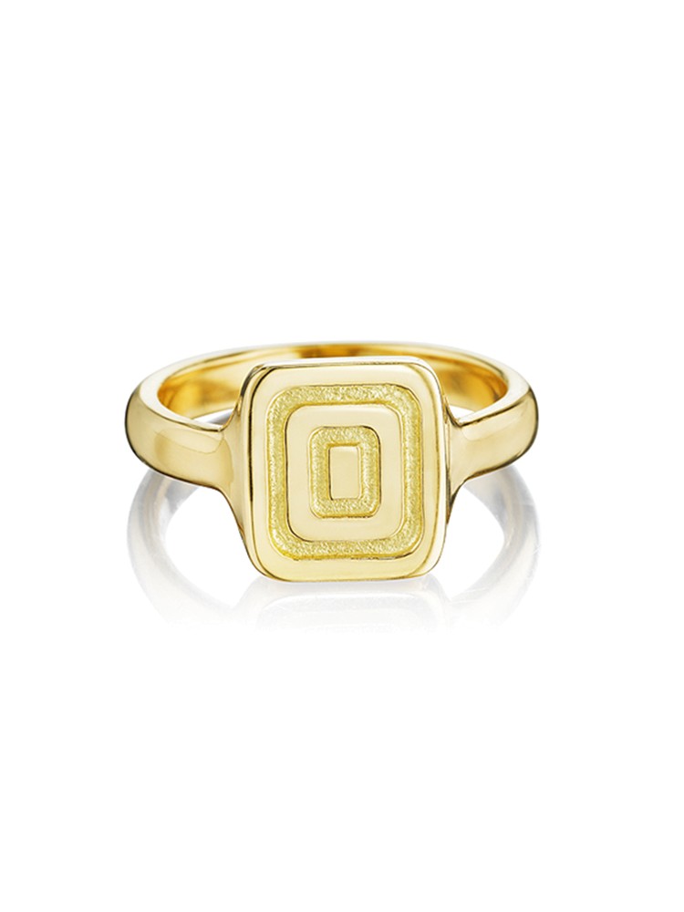 Piece Icon Signet Ring