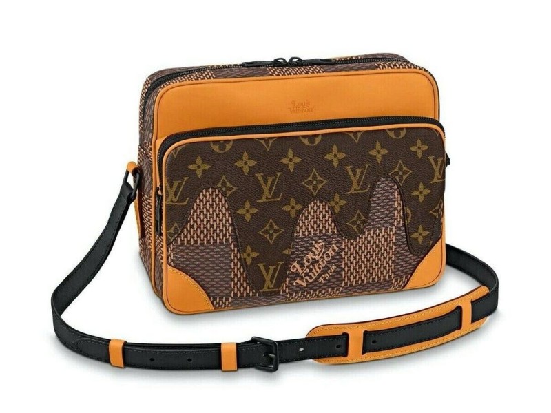 Louis Vuitton LV2 Nigo Damier Geant Wave Monogram Drip Nil Nile Messenger 860560