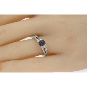 Levian gray spinel top