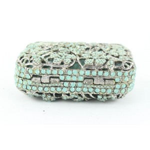 Clara kasavina clutch top