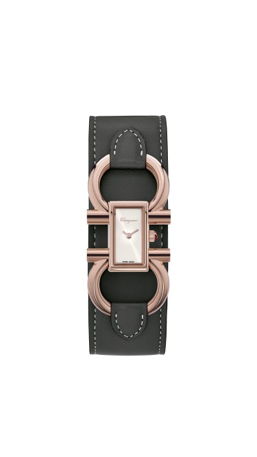 Ferragamo White 13 x 23mm 