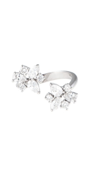 Unique Collection 18K White Gold Diamonds Ring