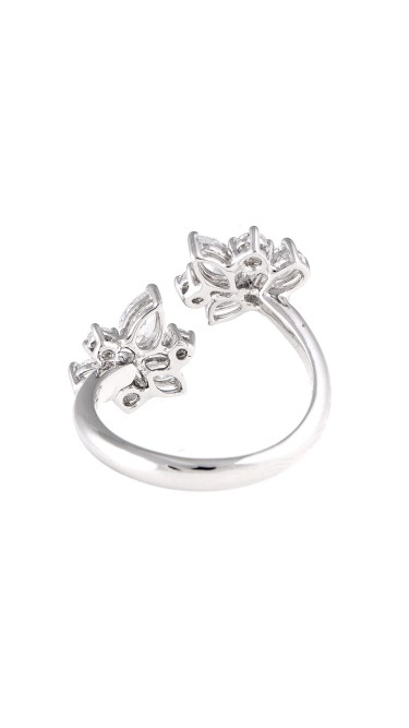 Unique Collection 18K White Gold Diamonds Ring
