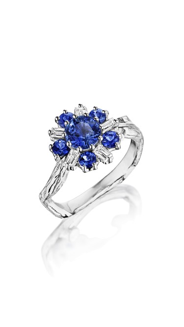18K Gold Wonderland Sapphire Flower Ring
