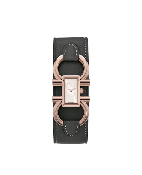 Ferragamo White 13 x 23mm 