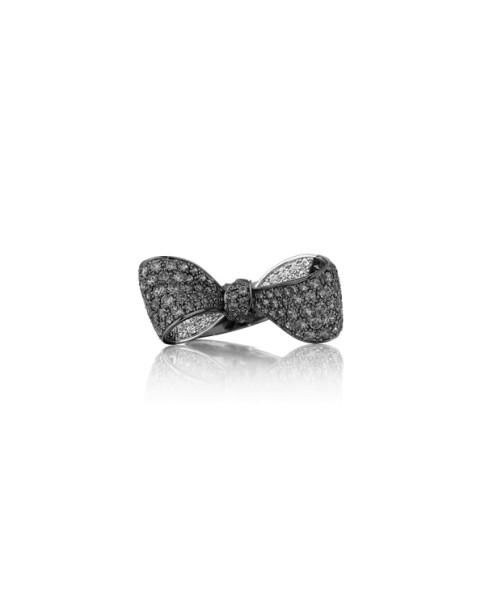 Bow Black & White Diamond Ring 