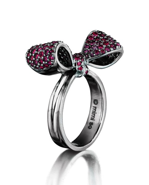 18K Gold Small Bow Gemstone Ring