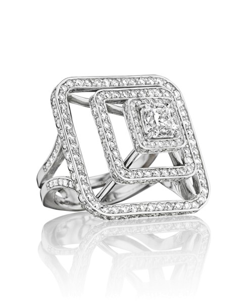 Piece Pyramid Diamond Ring (Medium)