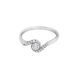 18k White Gold and Diamond Ring