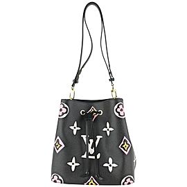 Louis Vuitton Black Monogram Giant Wild at Heart Neonoe MM Drawstring Bucket 93lv94